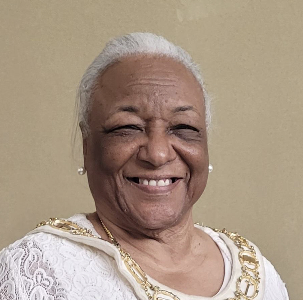 Pr. Dianna M. Caston (IL)
